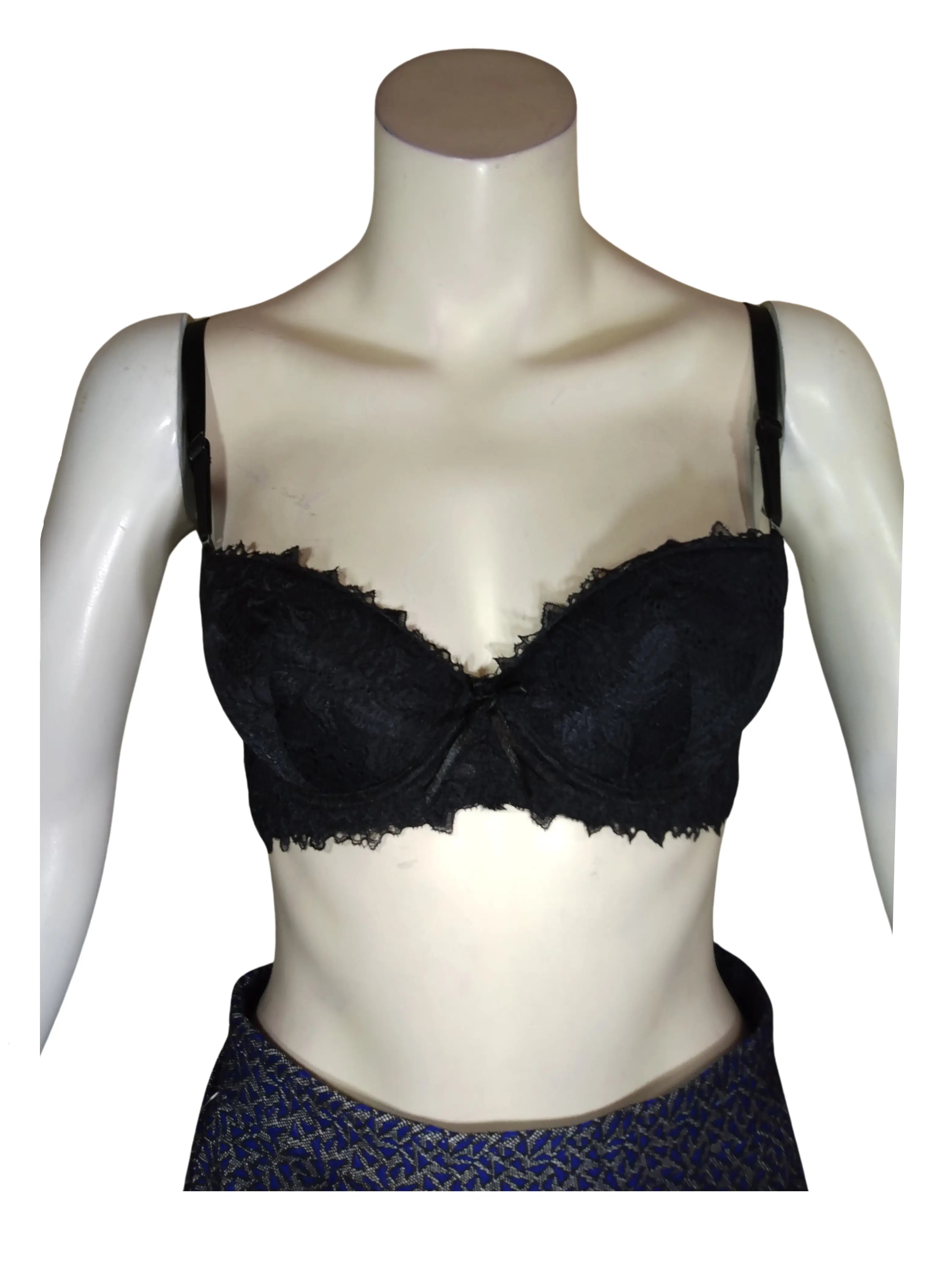 Venus Women’s Black Lace Padded Bra, Size 32C