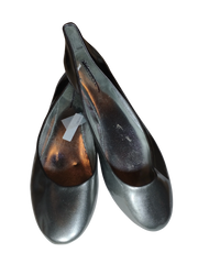 Xhilaration Grey Shiny Flat - Women's Size 8 | Elegant & Comfortable Everyday Flats