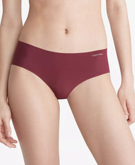 Calvin Klein Invisibles Hipster D3429 Raspberry Jam