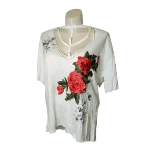 Emory Park Women’s White Short Sleeve Shirt with Roses