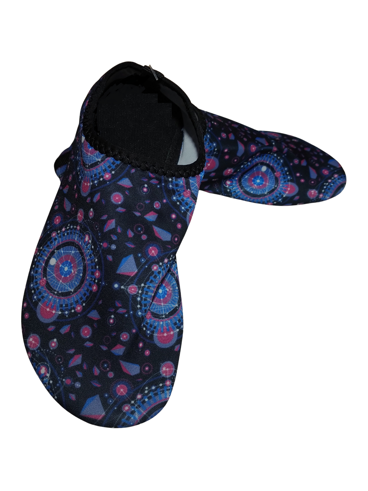Qleyo Black & Purple Circle Shapes Patterned Watershoes
