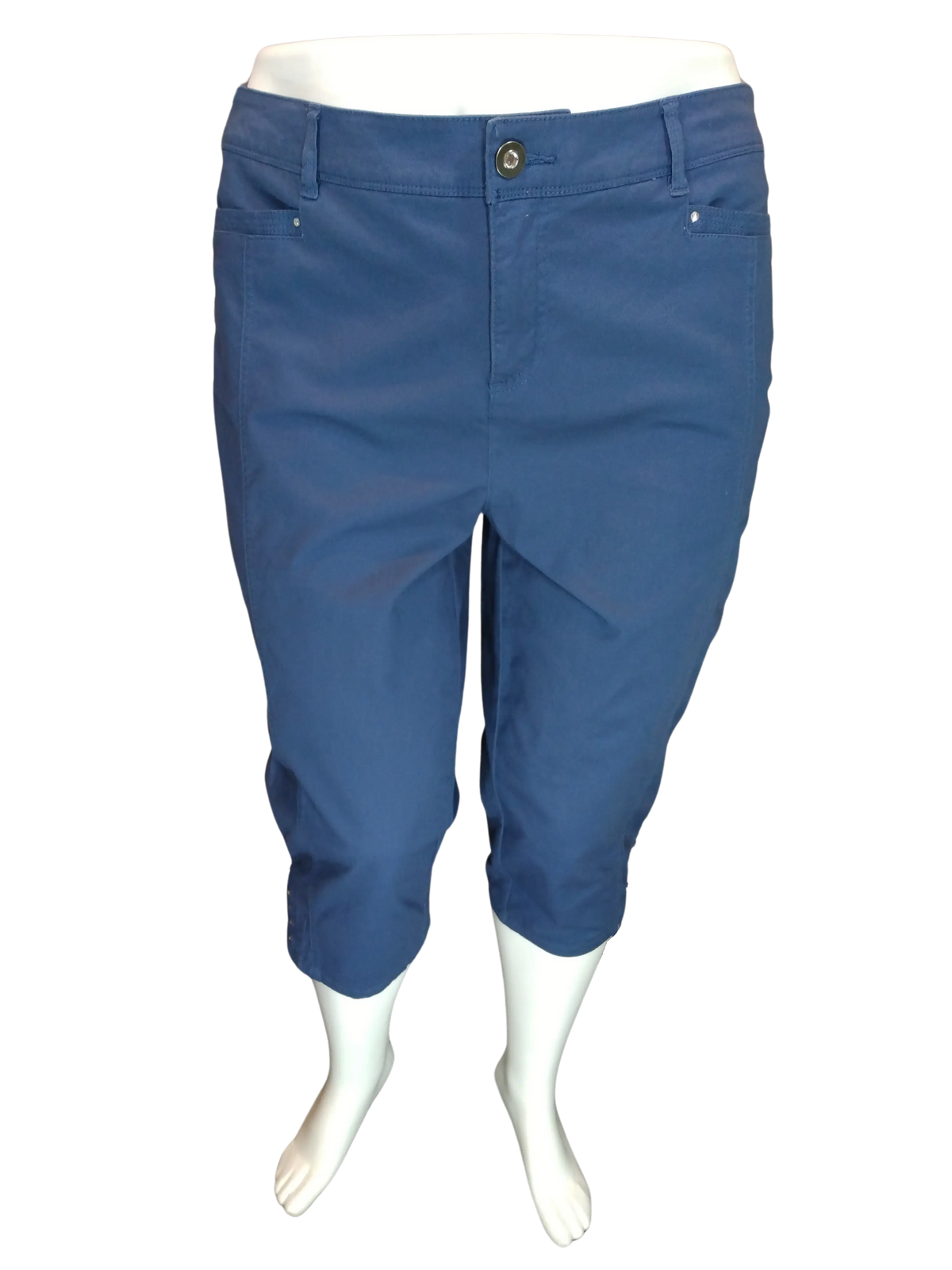 Style&Co Women’s Navy Mid Rise Tummy Control Capri, Size 16W