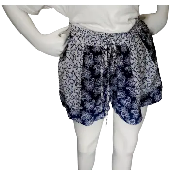 House of Three Girls’ Blue Paisley Shorts, Size 8