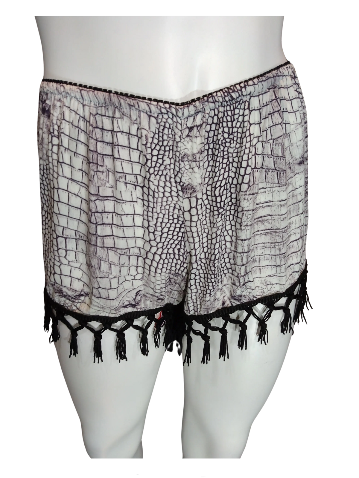 Jaase Girls’ Purple/Grey Snakeskin Shorts with Fringe, Size Small