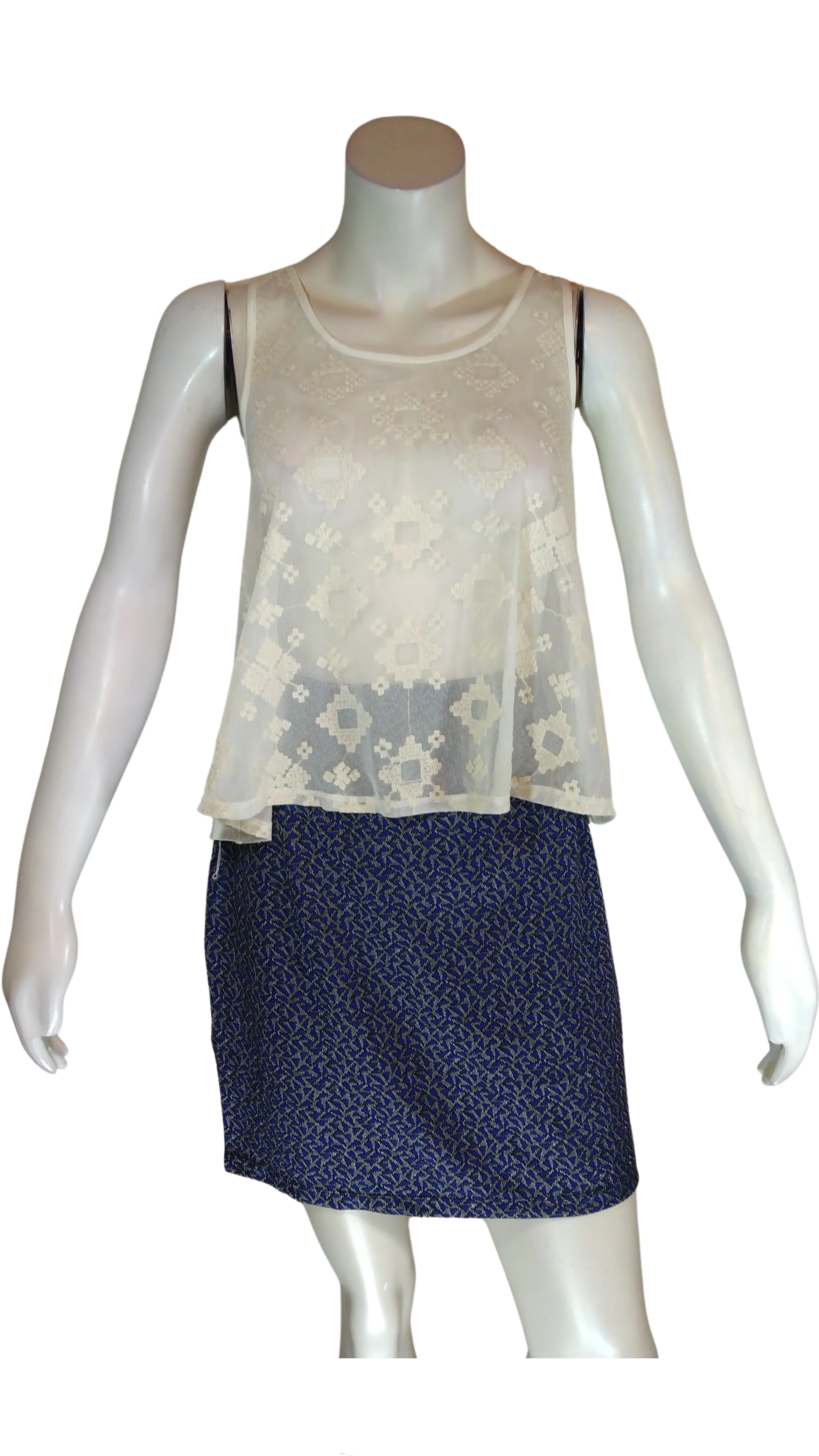 Penelope Women’s Ivory Embroidered Tank Top, Size Large