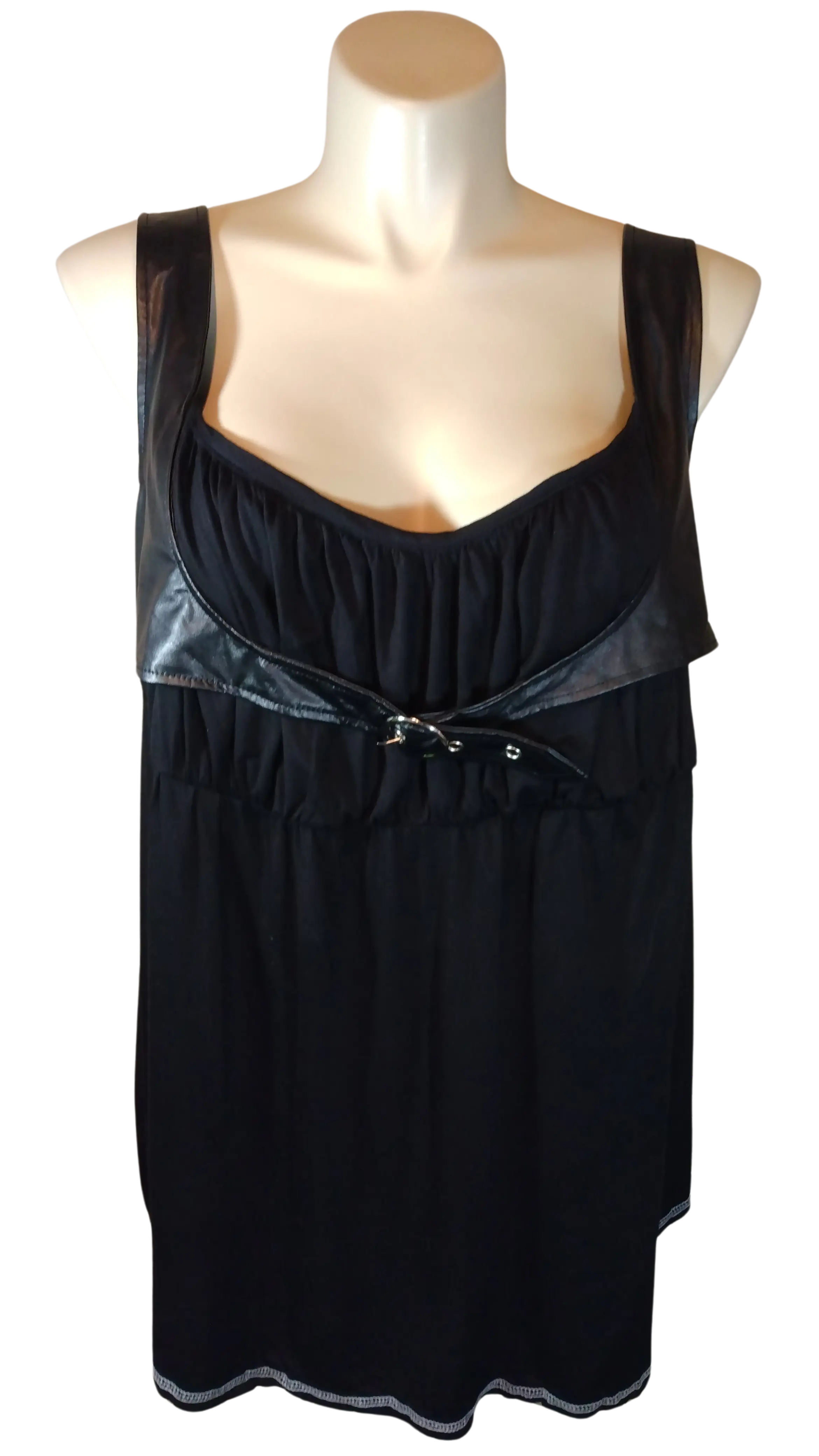 Rosegal Women’s Black Tank Top with Pleather Accent, Size 3X