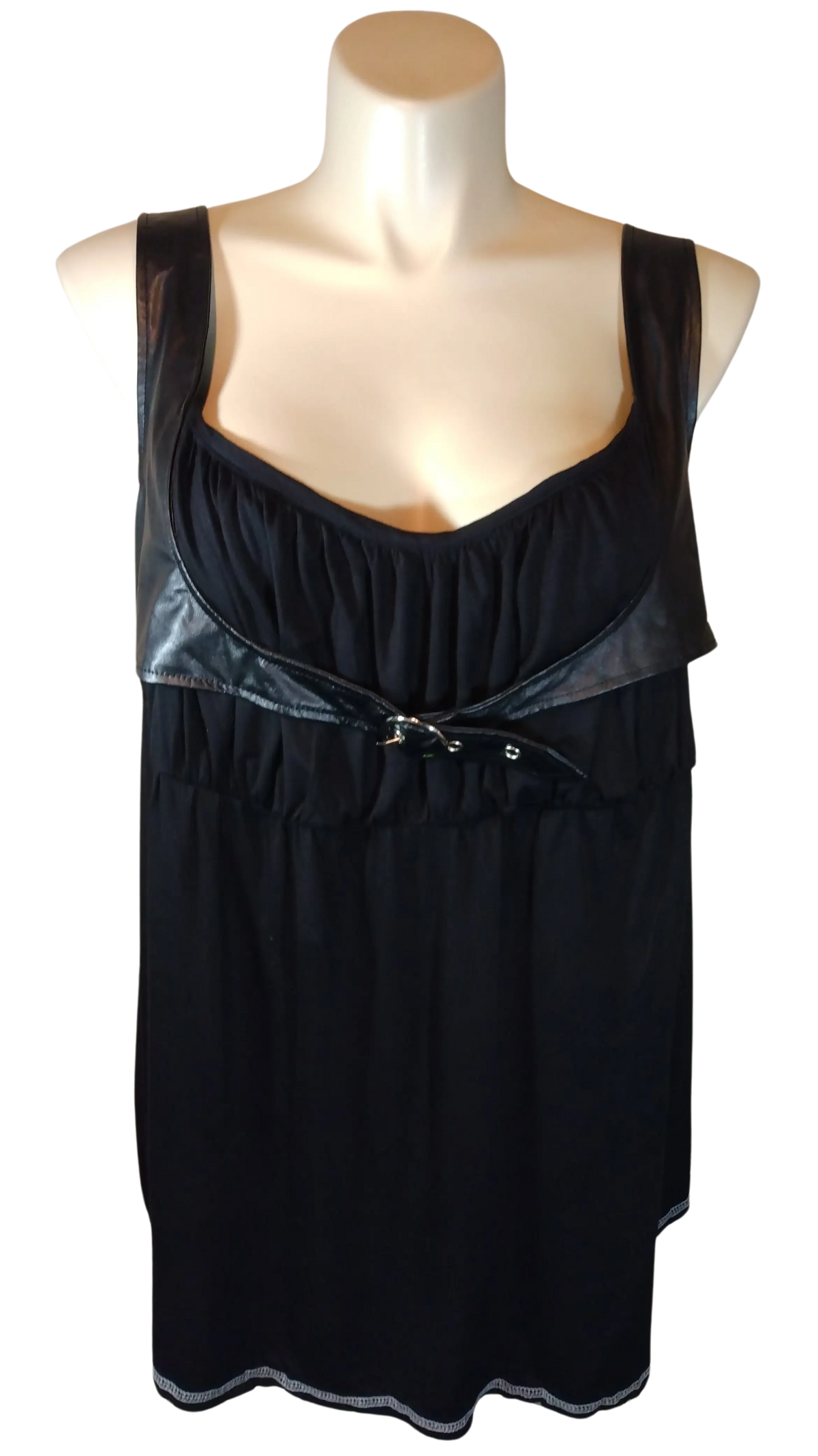 Rosegal Women’s Black Tank Top with Pleather Accent, Size 3X