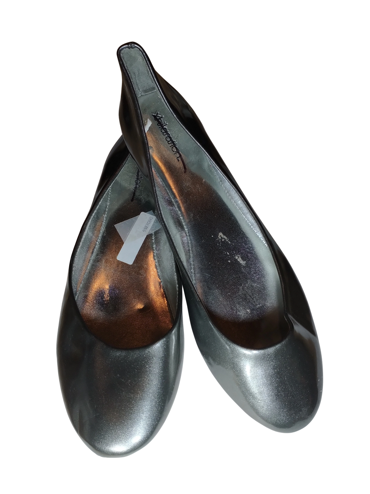 Xhilaration Grey Shiny Flat - Women's Size 8 | Elegant & Comfortable Everyday Flats