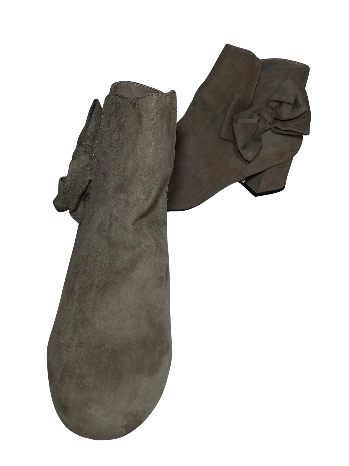 Simply Styled Brown Boots with Side Bow | Women’s Size 9.5 | Chic & Comfortable