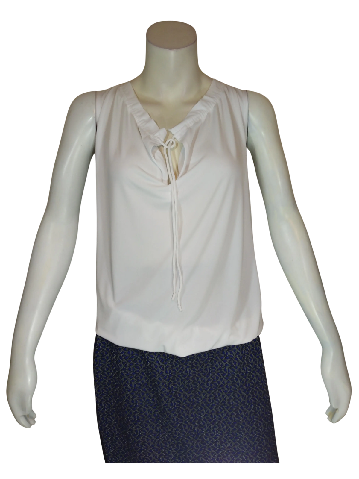 Premise White Top with Unfinished Neck Women Small