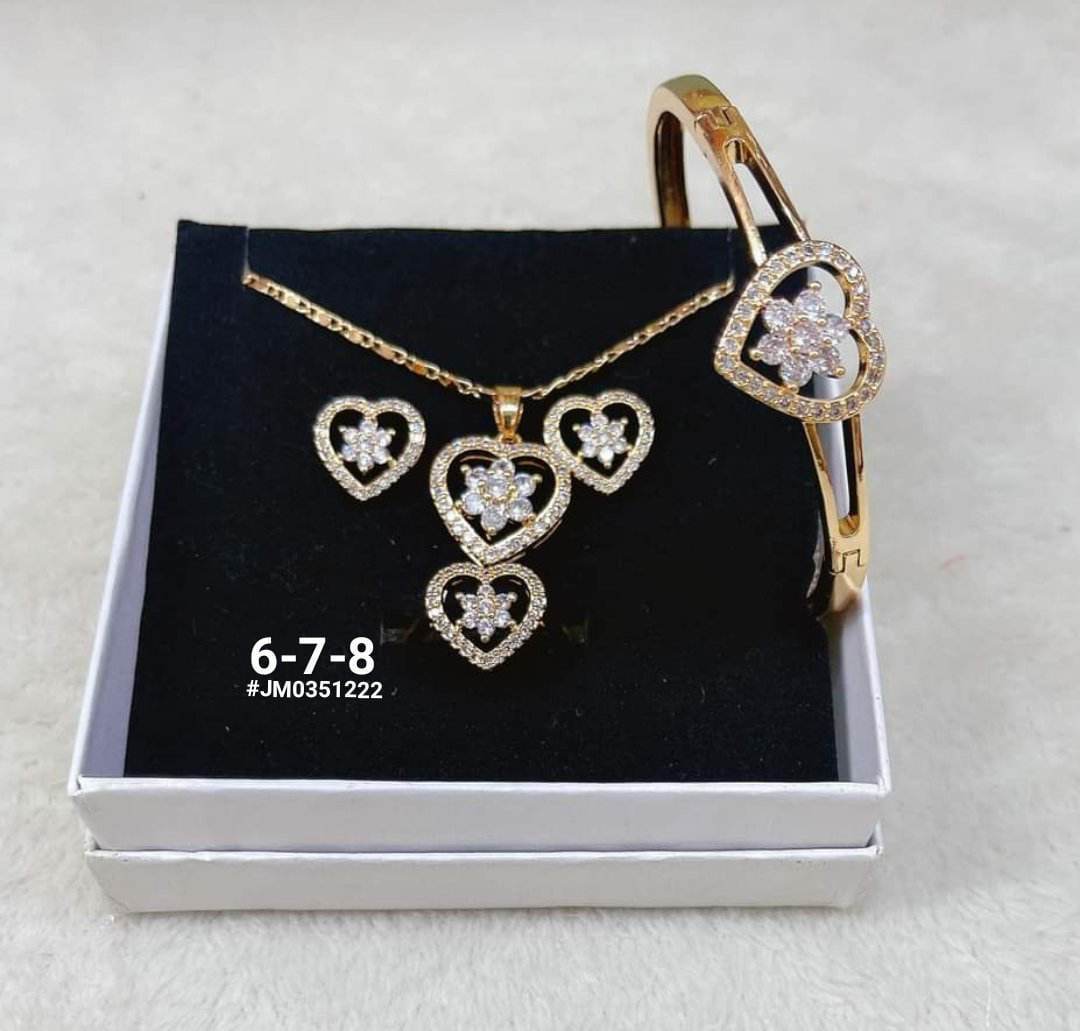 I Can't Believe It's Not Gold flower in heart