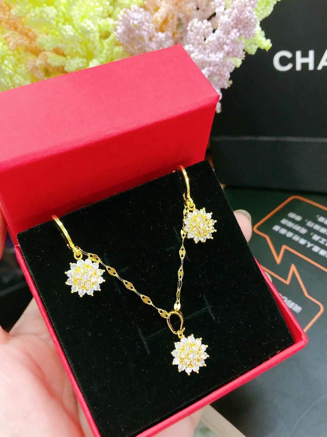 I Can't Believe It's Not Gold bulls eye