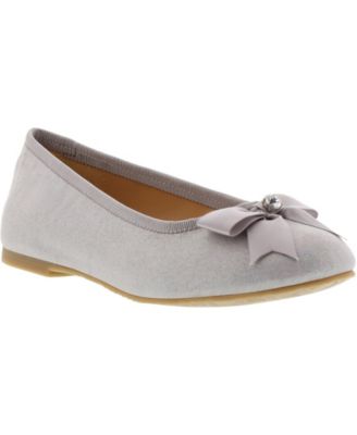 Badgley Mischka Silver Shoes 2