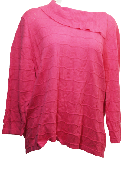 Salon Studio Pink Triangle Pattern Knit Sweater